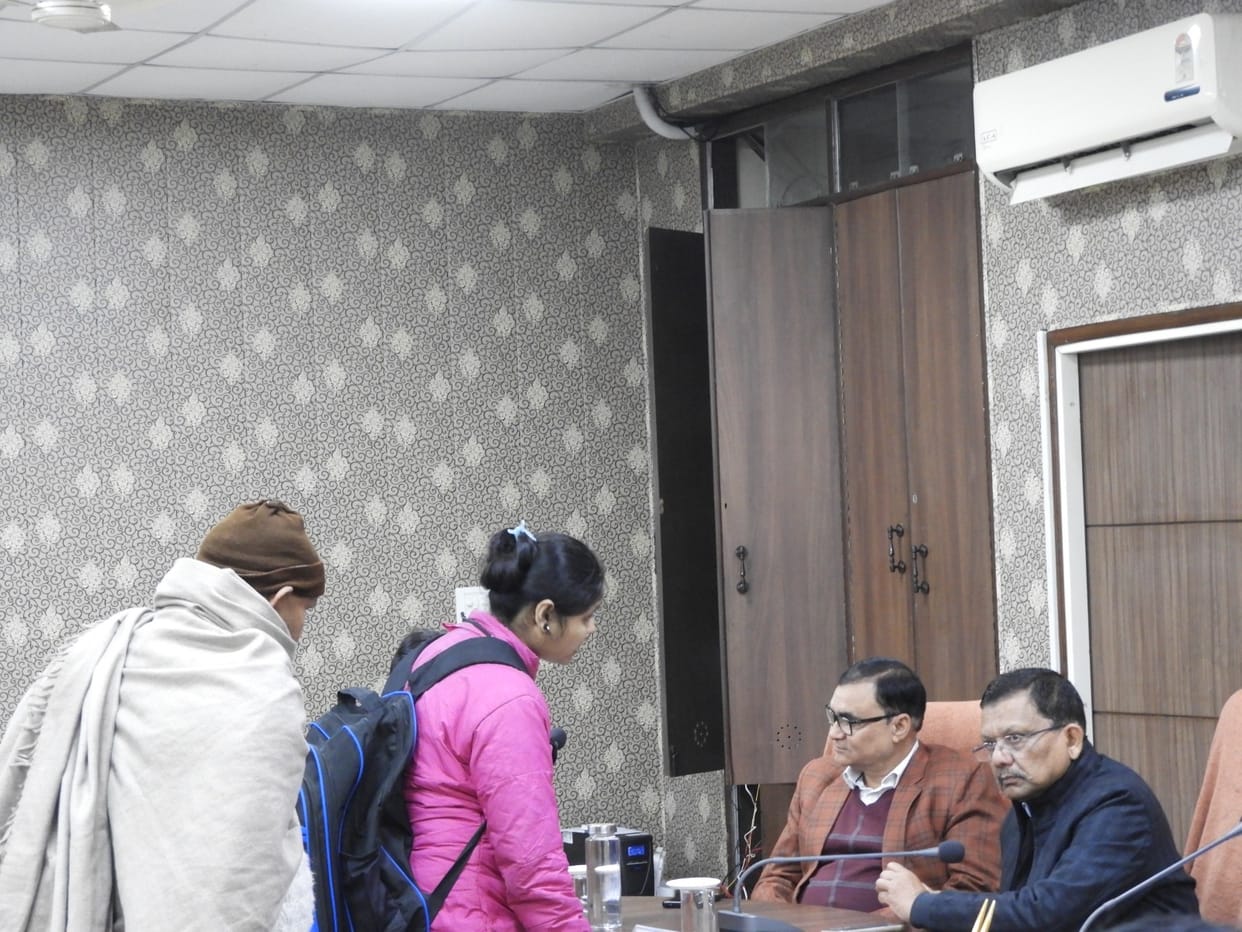 Electricity officials heard the problems in the public hearing.