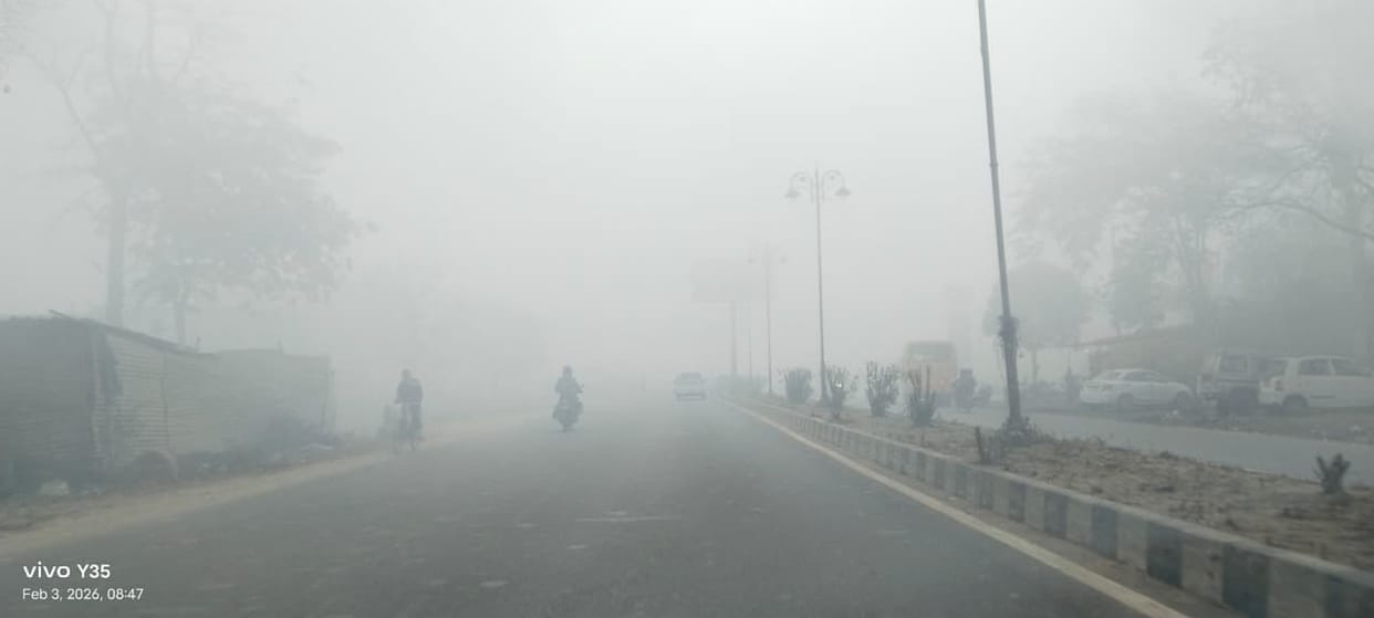 Fog prevailed in the morning, cold increased due to evening rain