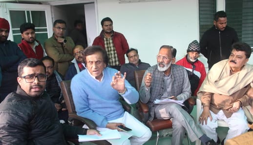 BJP workers create ruckus at Mayor's camp office over house tax