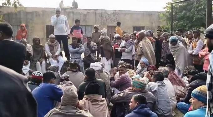 Panchayat in Mulhera village regarding the terror of stray cattle and monkeys