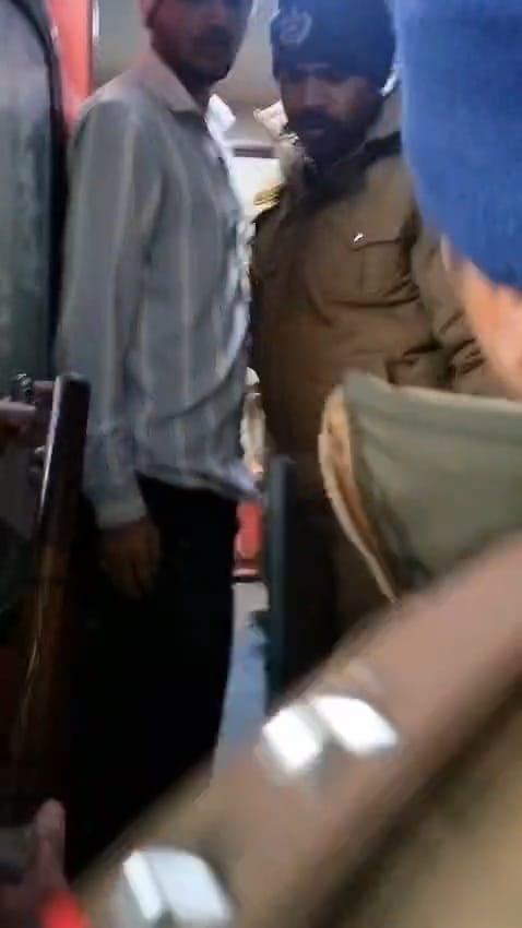 Woman molested in AC coach of Marudhar Express, accused flees from police station