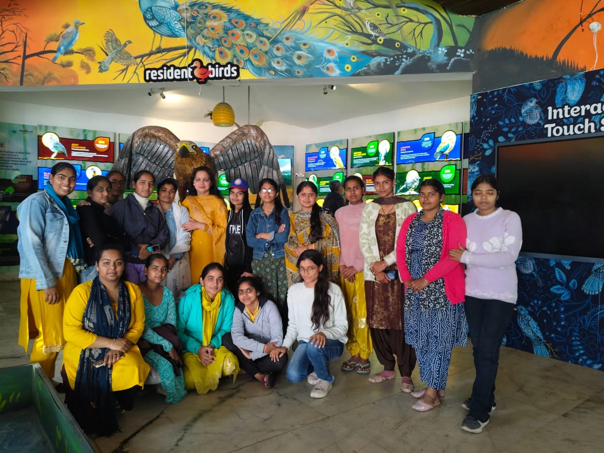 The volunteers surveyed the Gurukul and Bhindawas Lake.