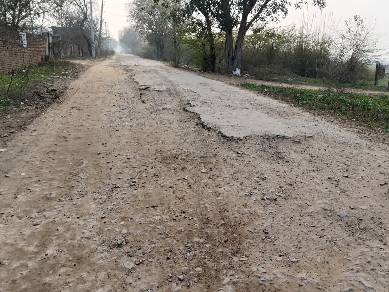 Reconstruction work of dilapidated road from Gamdi to NH 148B to begin soon