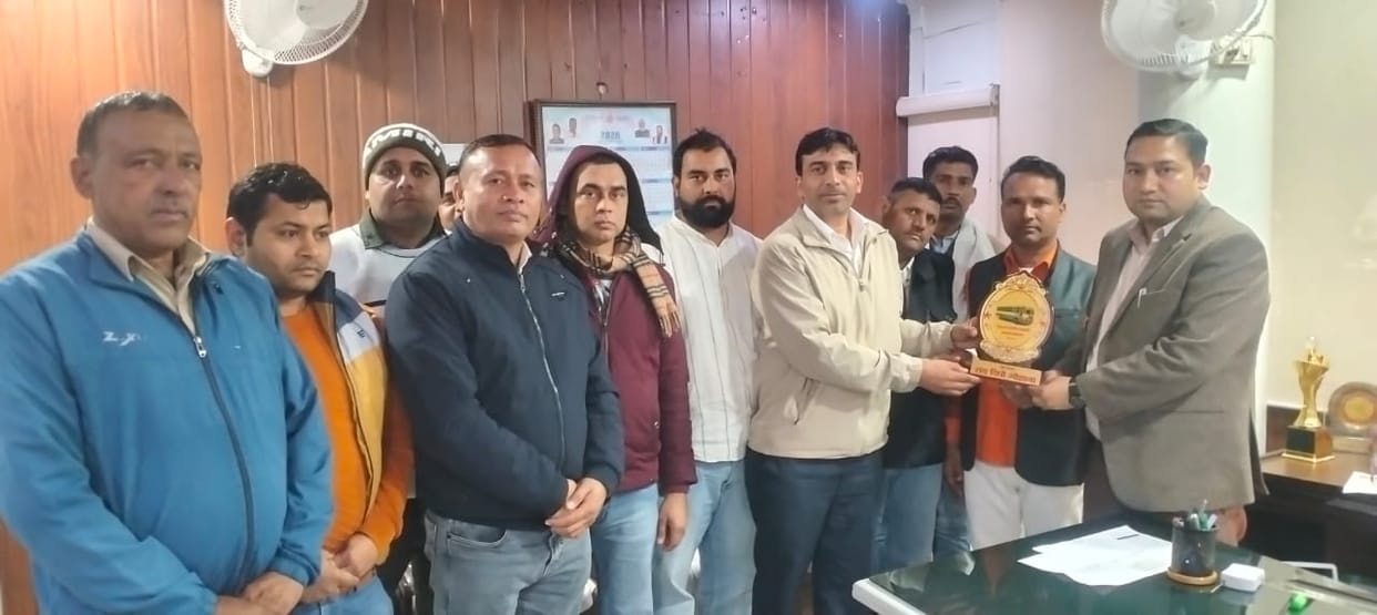 Met the GM of Roadways, got assurance of resolving the demands.
