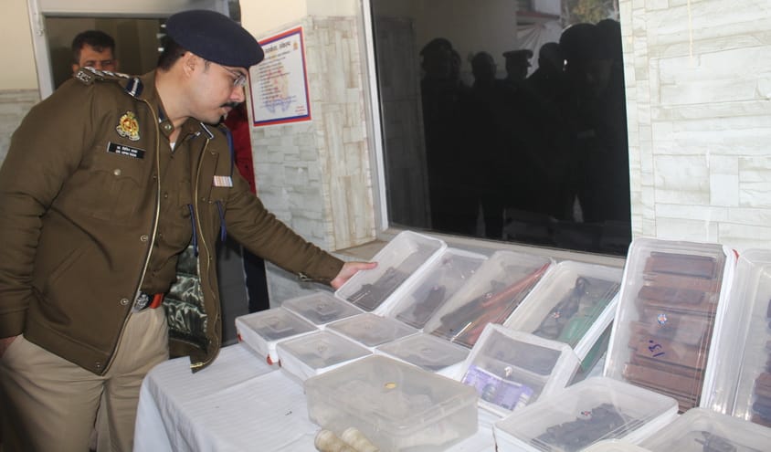 Illegal pistol factory busted, two arrested