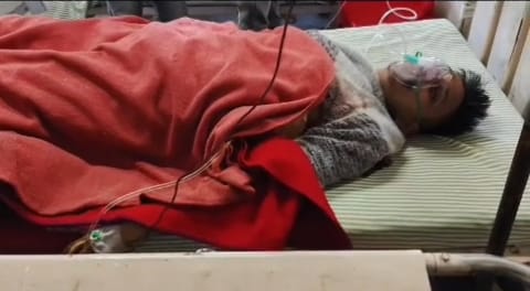 Allegation of knife attack on chest due to mutual enmity, youth injured