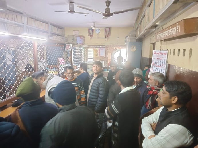 Aadhaar problem: Children's name registry closed, power of attorney also difficult