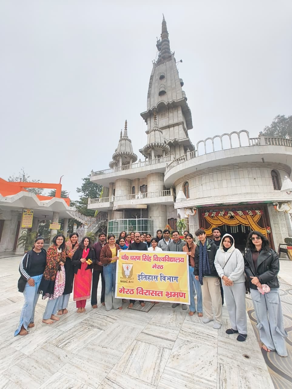Students did a heritage walk at the sites of the freedom struggle.