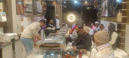 Wedding season: Jewellery, clothing and electronics markets are buzzing