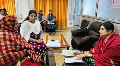Sobbing daughter narrated her plight, stopped going to school, marriage also ended