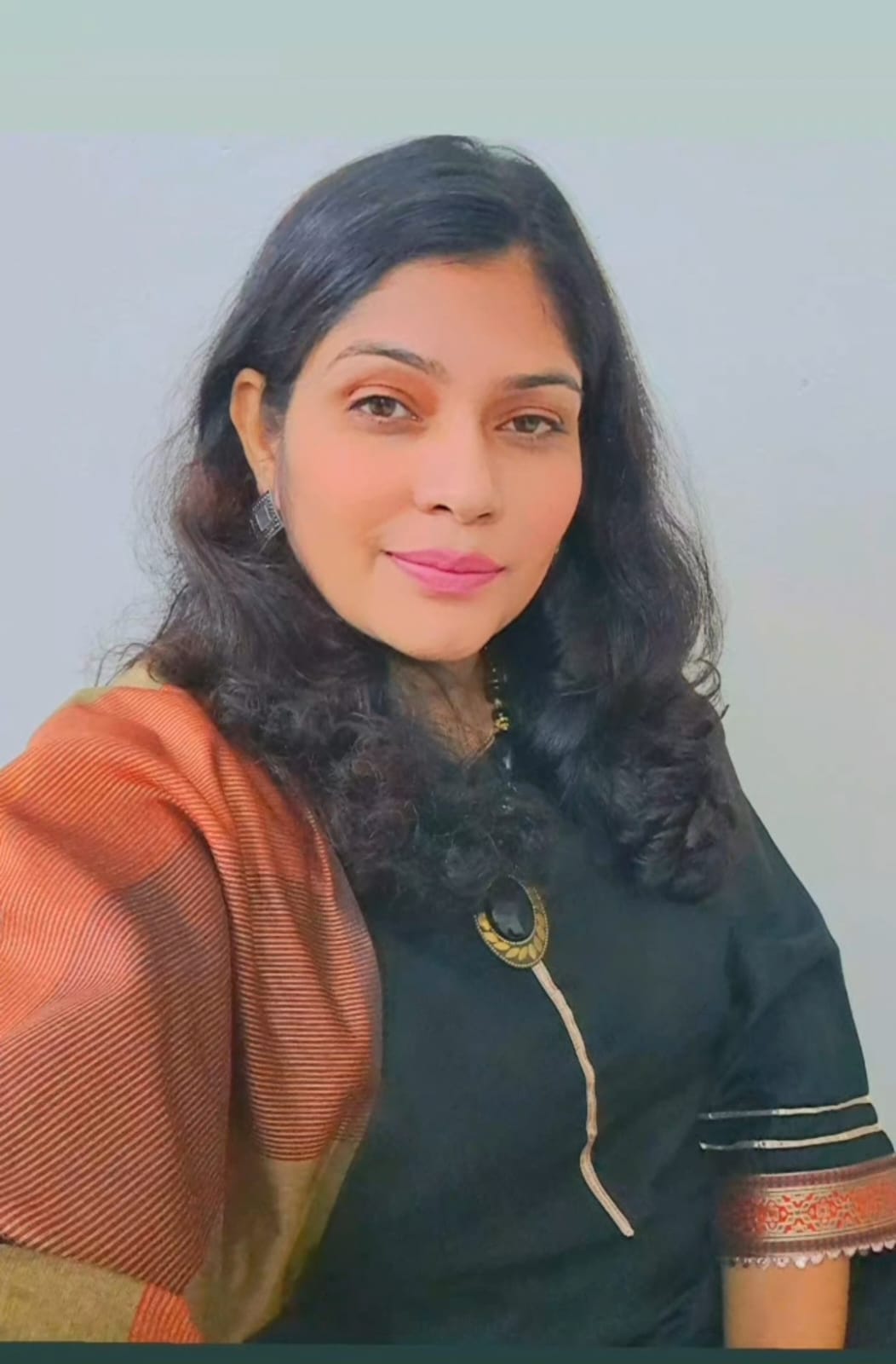 Shikha bravely defeated cancer and is now living a healthy life.