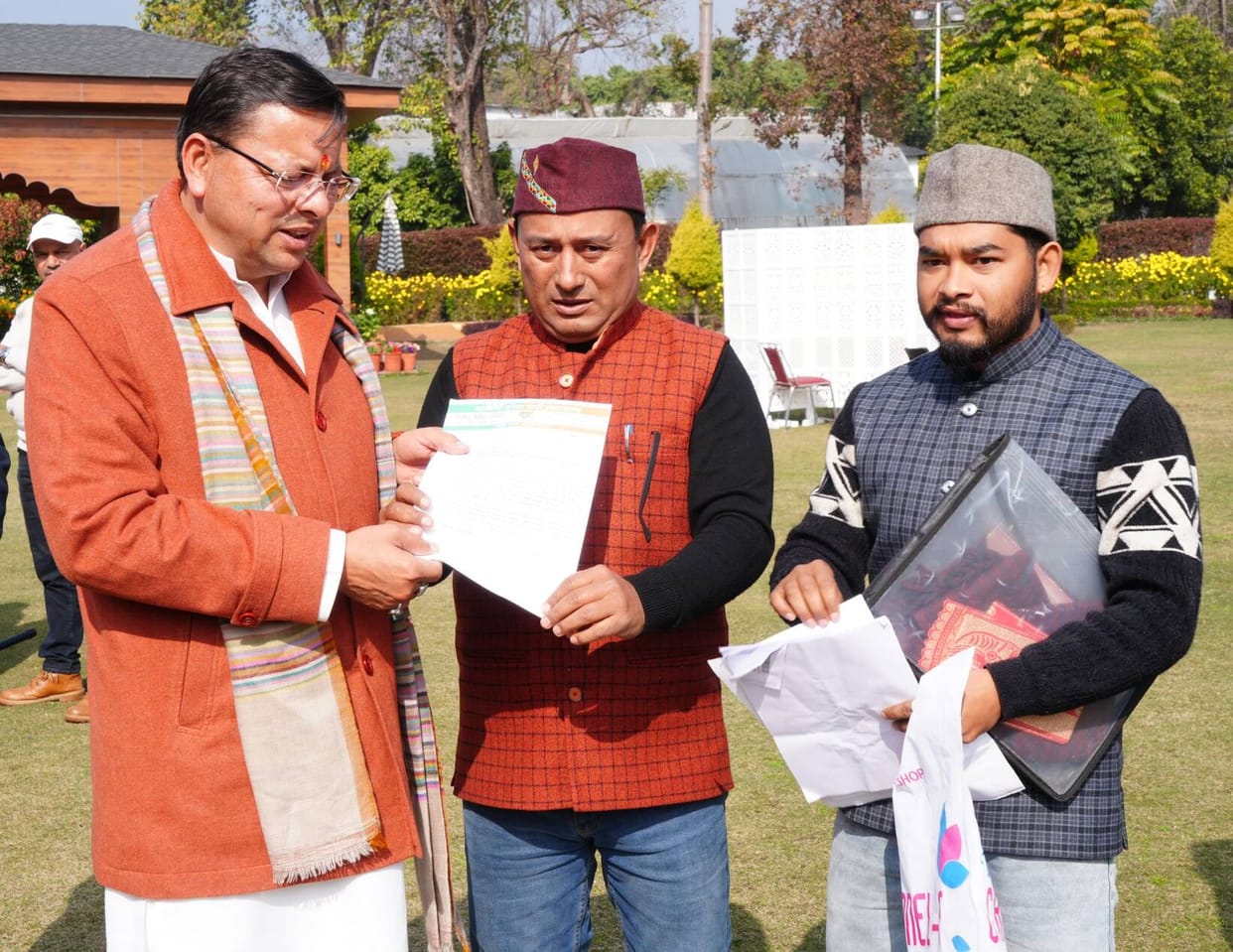 Villagers met the CM regarding the construction of Suva road.