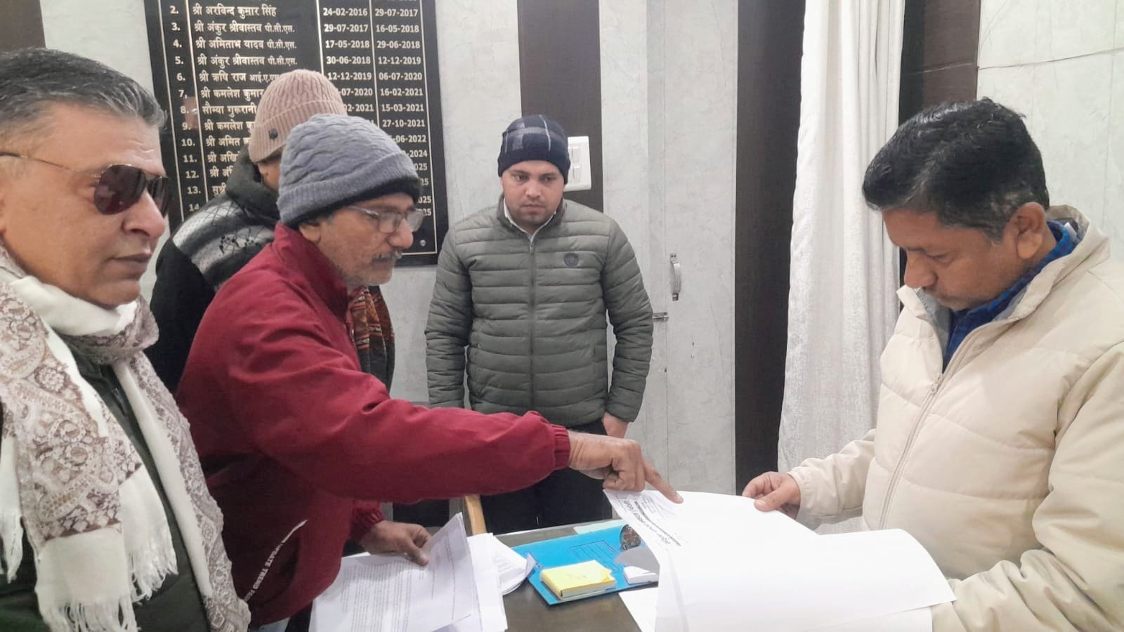 Constable accused of demanding money, memorandum given to SDM