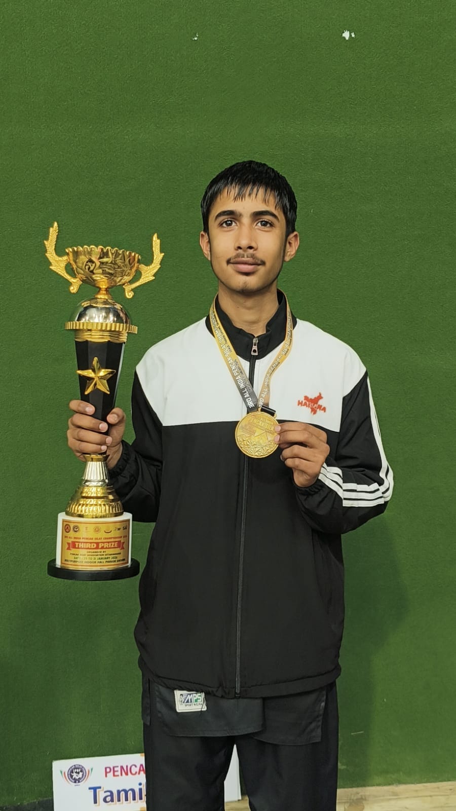 Yug won the gold medal in the Pencak Silat event.