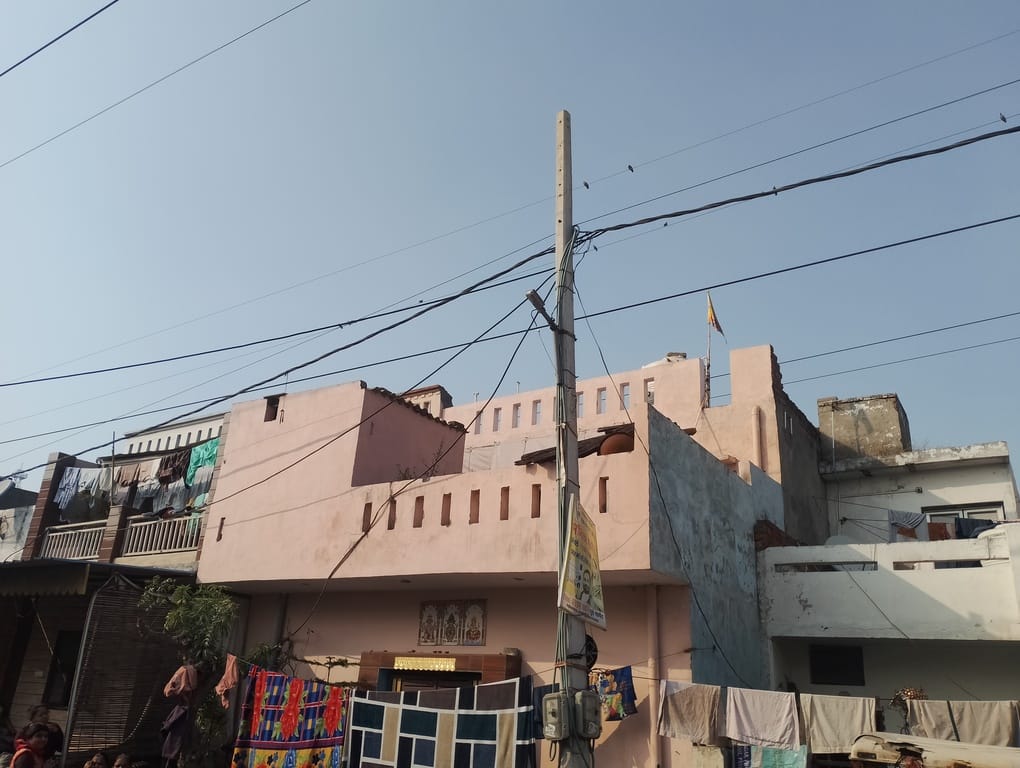 The danger of dangling wires in the city is always troubling the people.