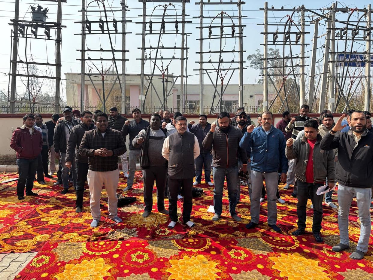 Electricity employees will surround ACS in Panchkula today.