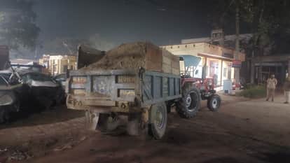 Saharanpur: 285 illegal mining vehicles taken out without checking, three accountants suspended