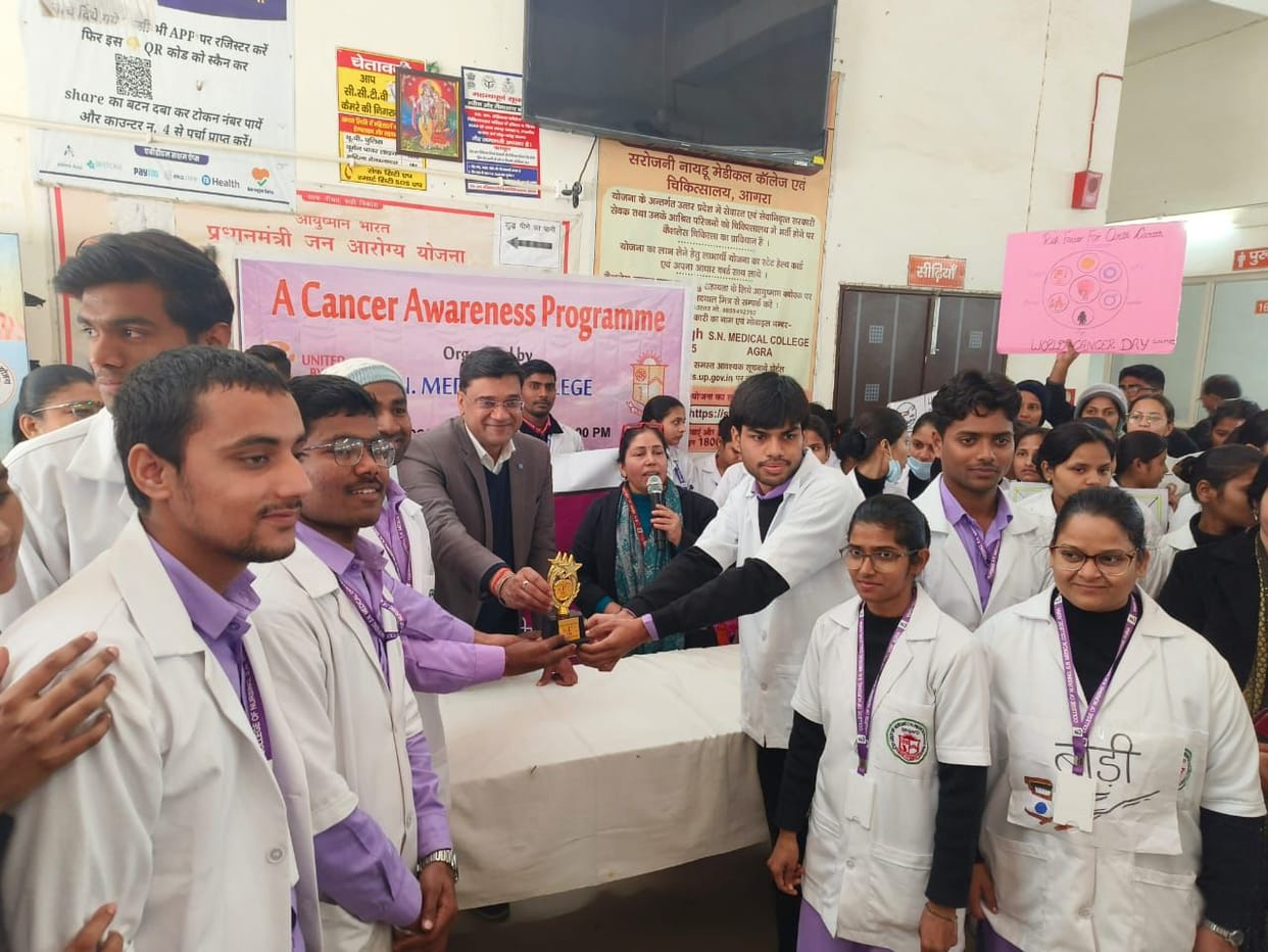 Get anti-cervical vaccine for girls aged 9-14 years