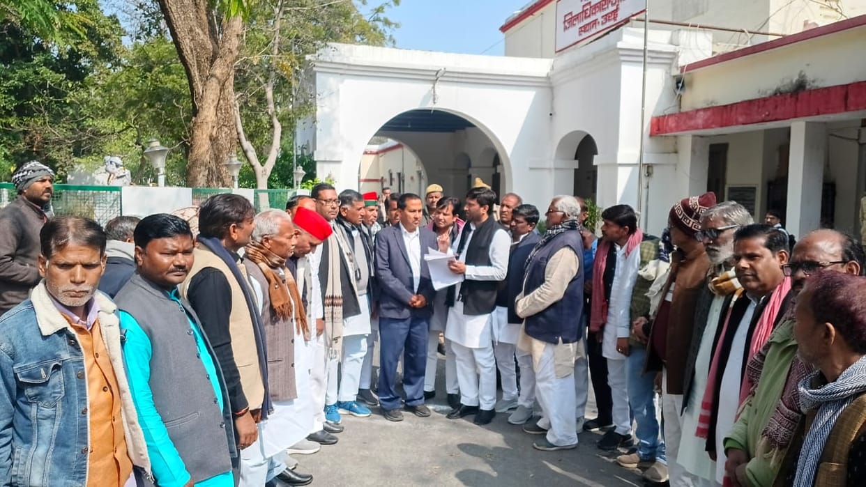 BJP members are accused of fraudulently filling out Form Number Seven to get votes removed from the voter list.