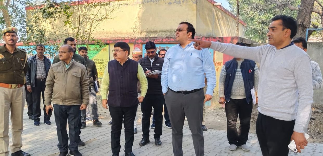 The District Magistrate expressed displeasure upon finding laxity in the work.