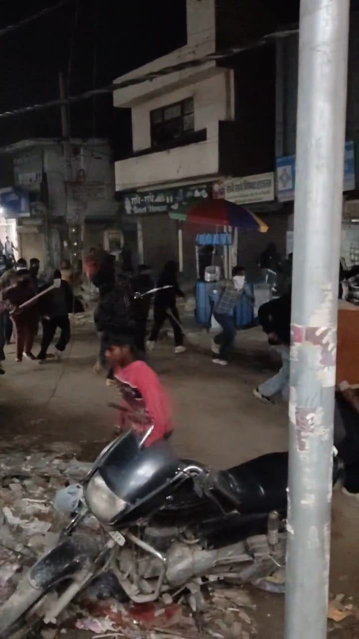 A youth was attacked with swords after he demanded money after eating momos.