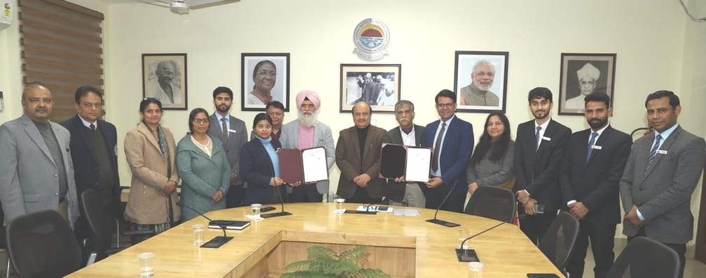 MoU between the University and Ruhil Future Technologies for AI education and innovation