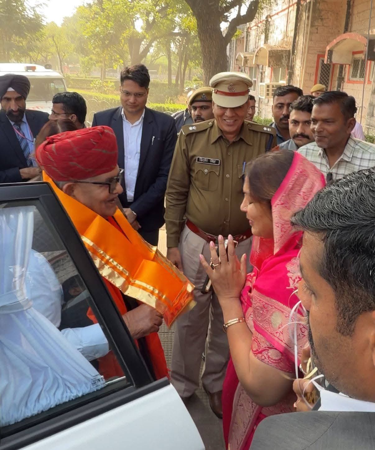 Punjab Governor welcomed in Sirohi Rajasthan BJP officials presented him with sword