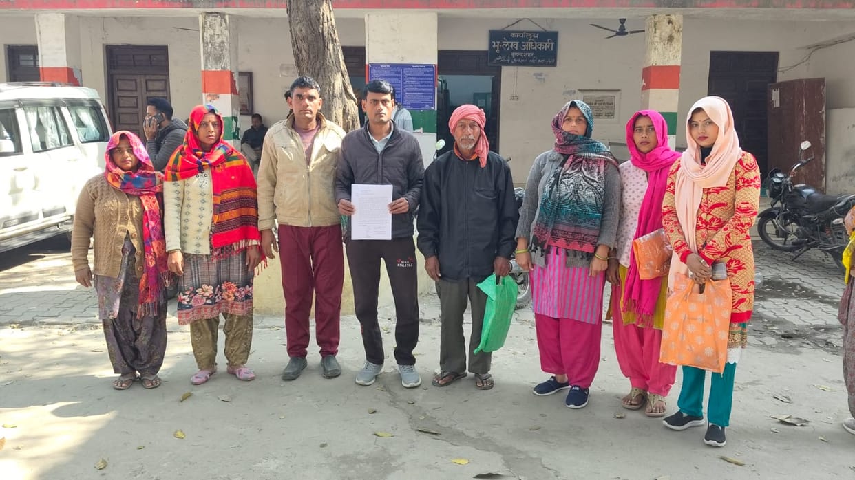 Villagers met the DM to stop the removal of the line