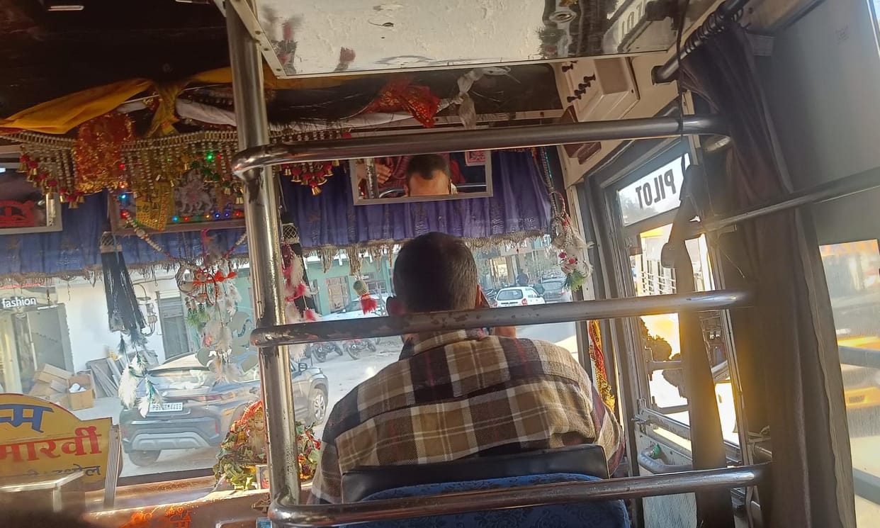 Private buses travel carefree, neither concerned about uniforms nor afraid of rules