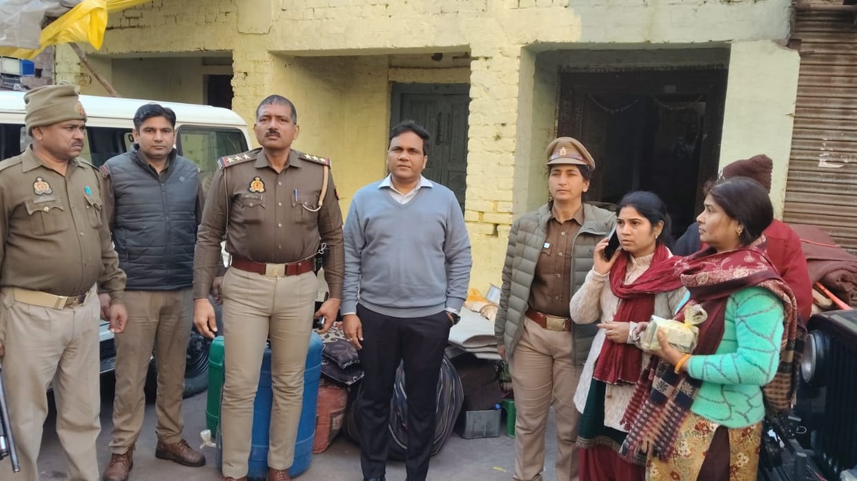 firozabad news old lady home justice