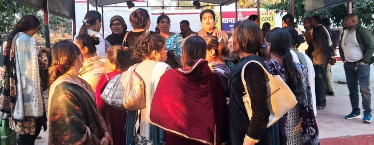 हाईकोर्ट की टिप्पणी: मांगलिक कार्यों में बधाई वसूलना किन्नरों का कानूनी अधिकार नहीं, यह इच्छा पर निर्भर