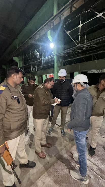 Gwalior News: Blast at Indian Railways' spring factory, five employees injured.