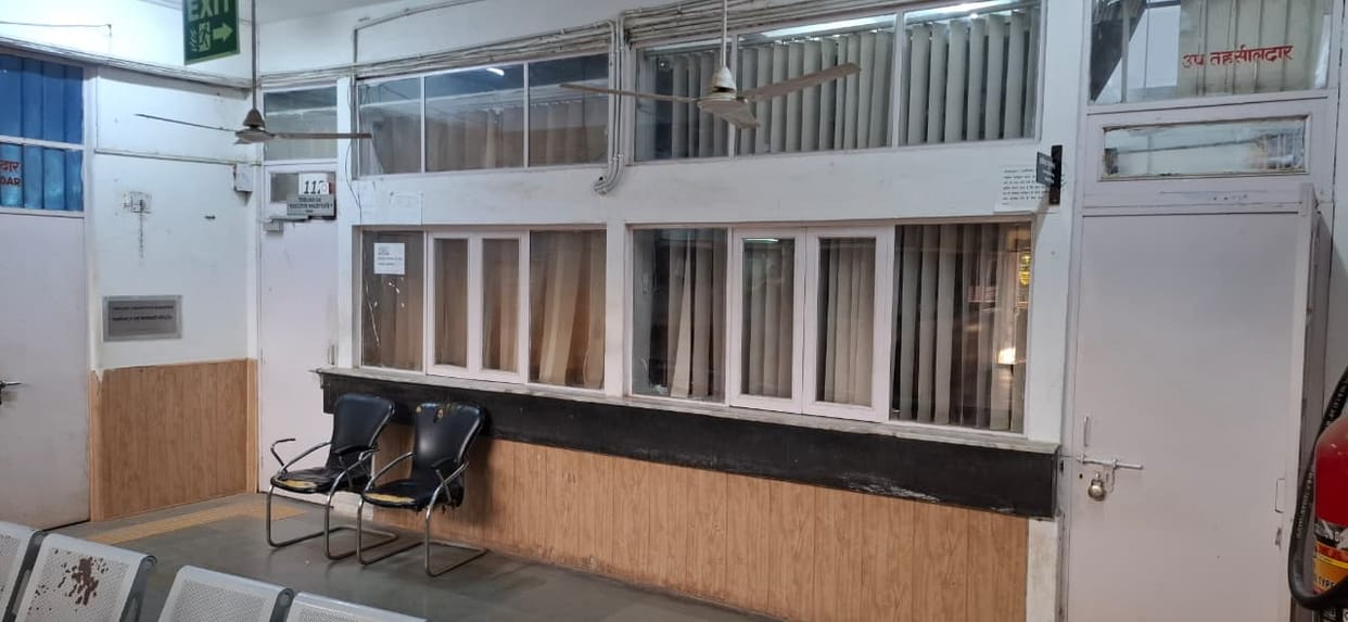 Tehsil offices were deserted, and citizens returned disappointed on the second day.