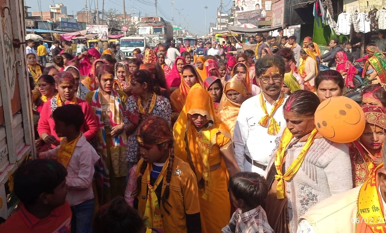 A grand procession was taken out.