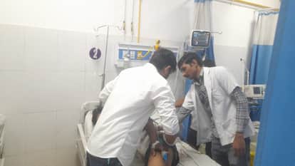 Jhalawar News: Youth injured as gun goes off during cleaning; half a dozen pellets removed in surgery