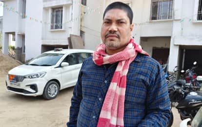 Posing as an electricity officer  stole Rs 67,000 from businessman account in Bihar