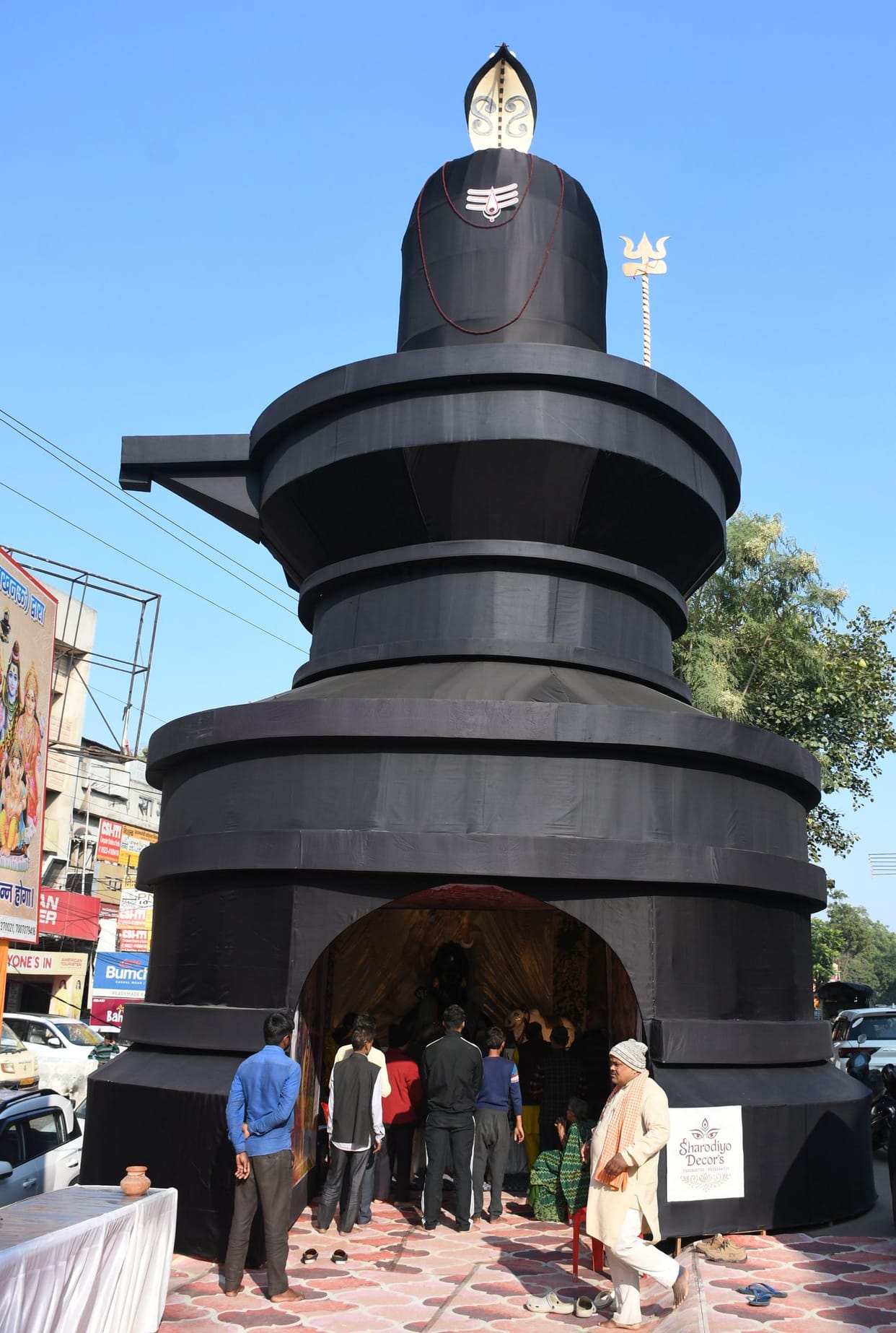 The gigantic form of Shiva in the capital, the 50 feet high supernatural Shivalinga is the center of attraction.