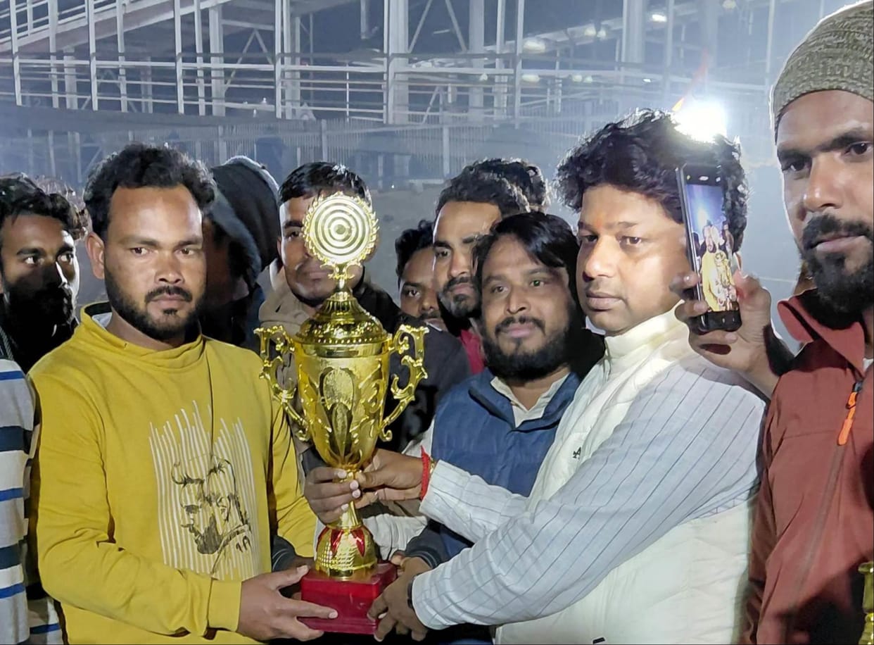 Alaganj defeated Star XI and captured the trophy