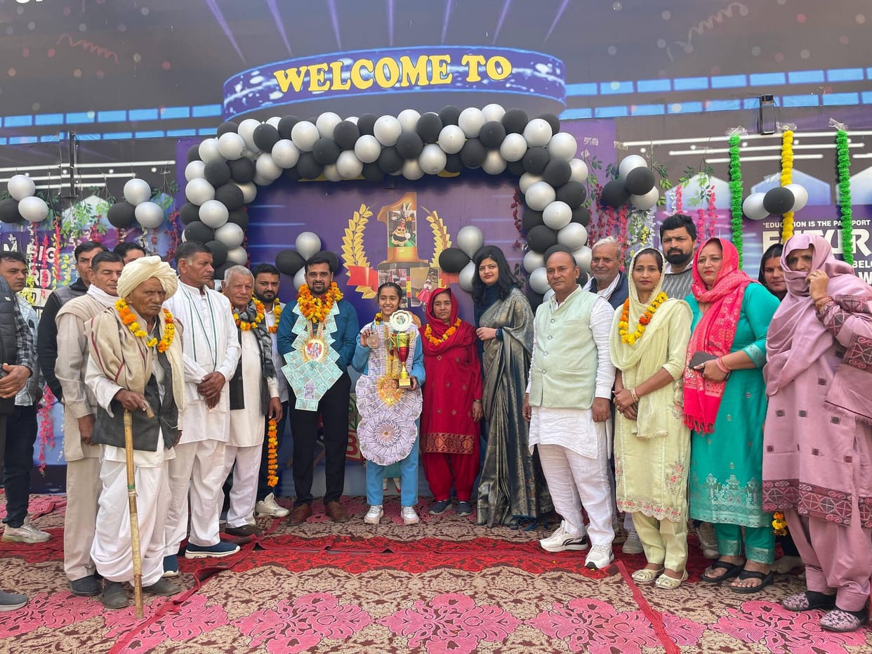 A procession was taken out in honor of Karate champion Bhavika who returned after winning gold.