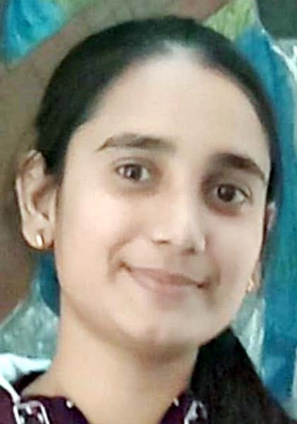 Shubhi from Puwayan has achieved success in the NEET exam.