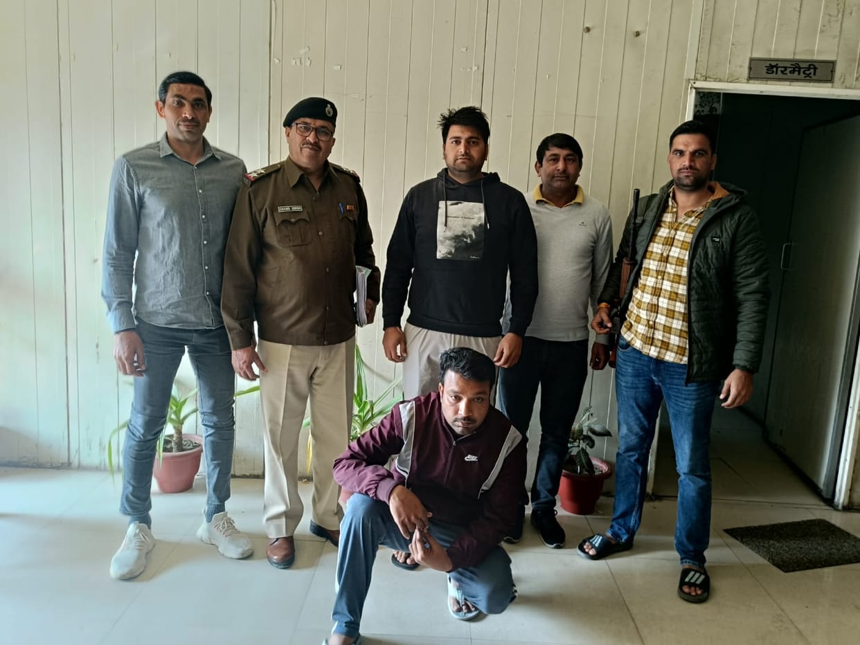 Indore accused carrying a reward of Rs 5,000 arrested in truck robbery case