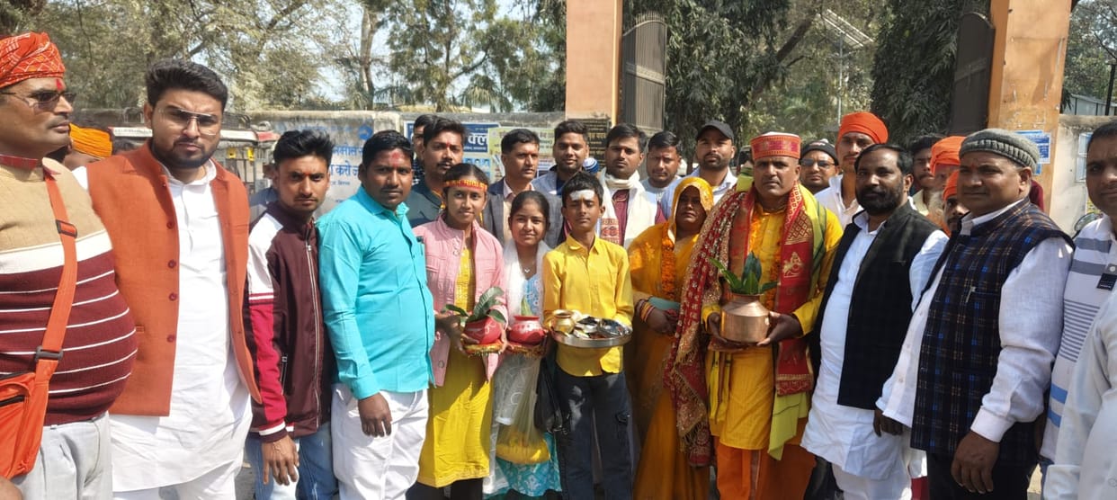 Devotees took out a procession with sacred pots for the Shri Rudra Mahayagna.