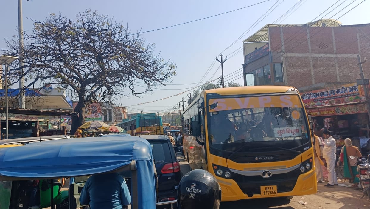 Due to the wedding, there was traffic jam throughout the day.