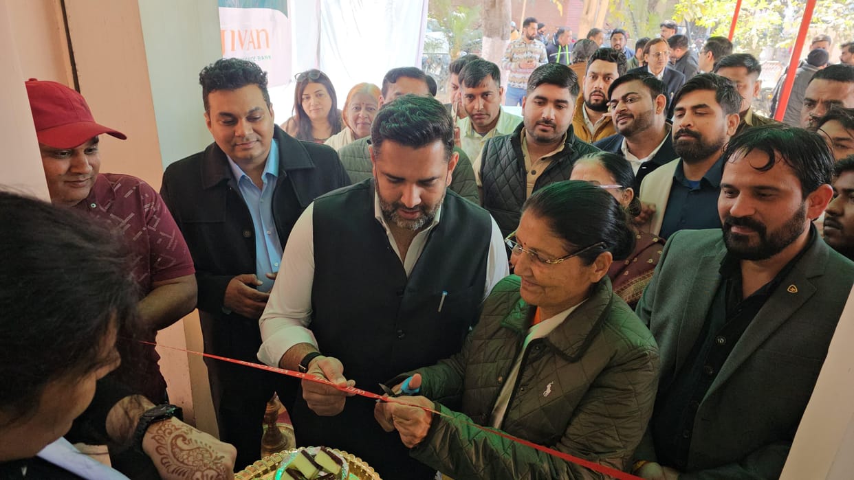 Medical equipment provided to the district hospital, inaugurated by the MLA