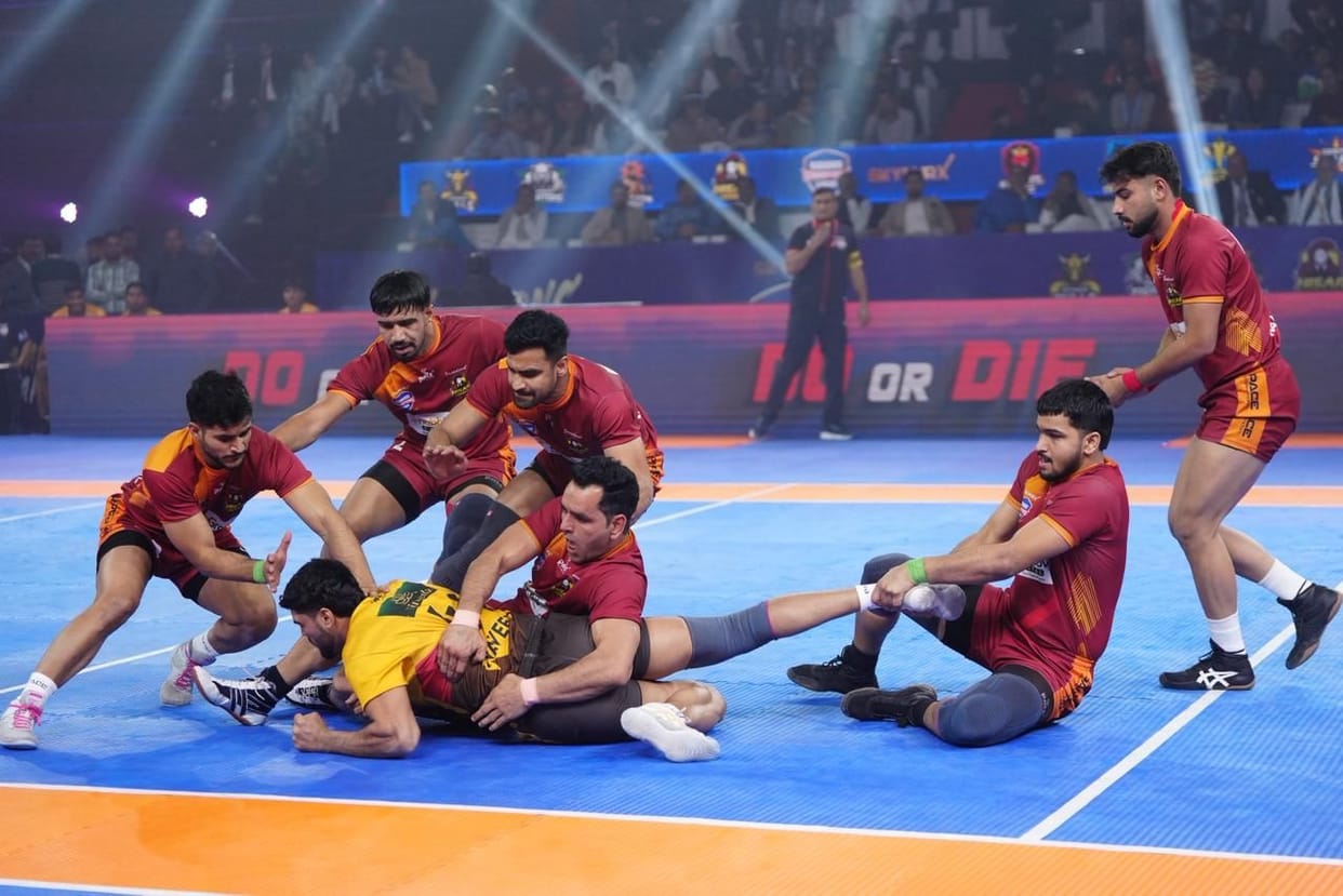 Bhiwani Bulls beat Hisar Heroes 40-36 to enter the finals.