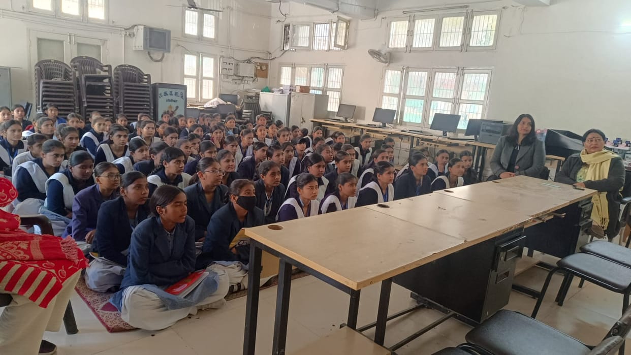 Children listened to PM Modi's discussion on exams.