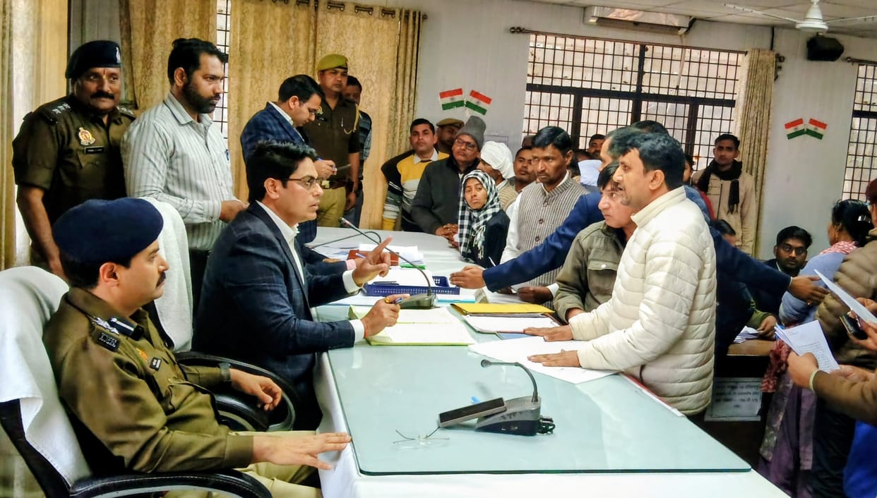 The Commissioner and DIG heard complaints, resolution given in 5 out of 125 cases