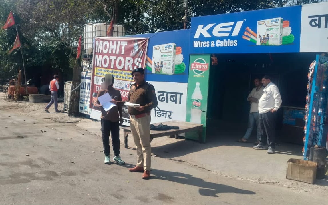 Action taken against illegal parking; notices issued to 69 dhaba (roadside eatery) owners.