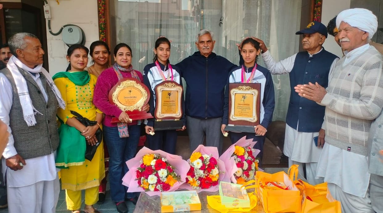 Players Shruti and Ekta were felicitated for winning bronze medals at the Nationals.