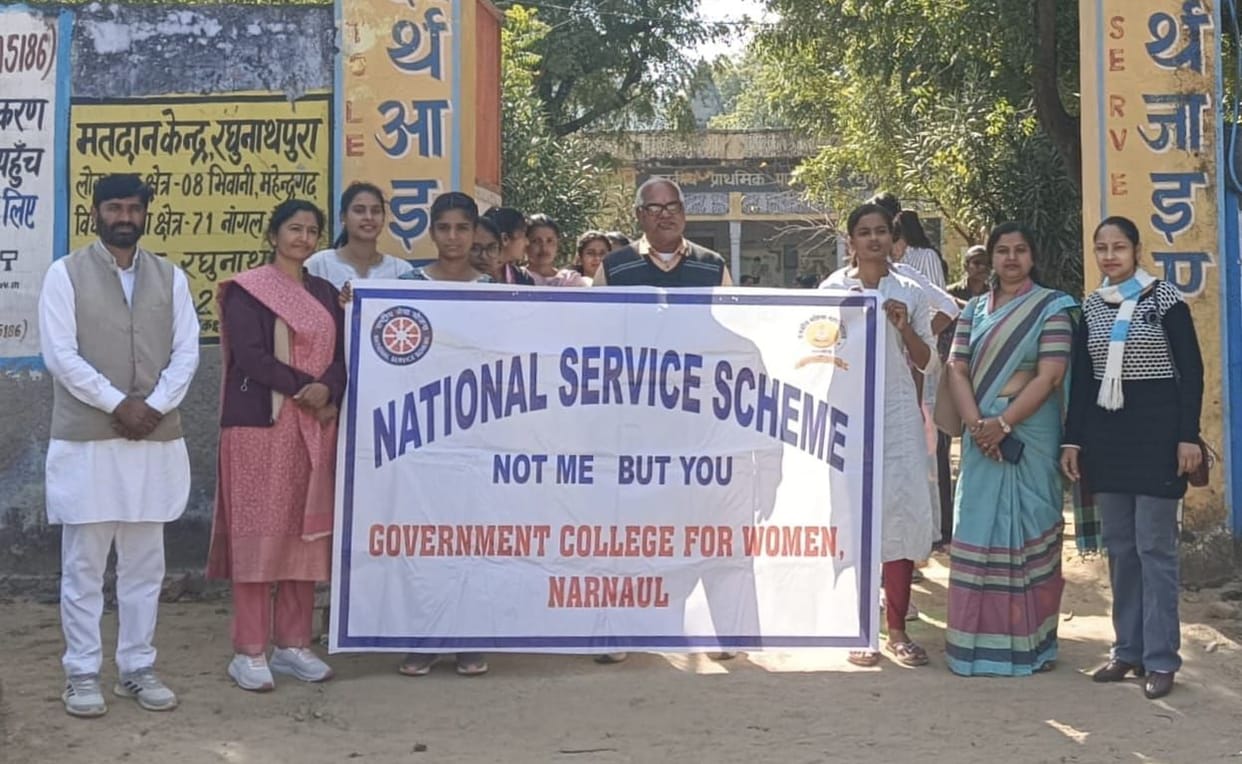 The students organized a rally to raise awareness about drug de-addiction.
